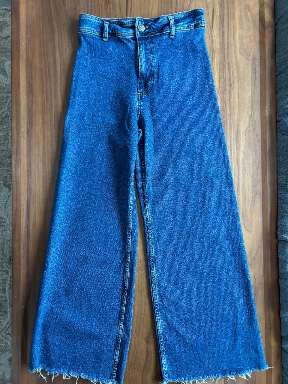 ZARA High Rise Wide Leg Jeans Raw Hem Blue Denim Size 6